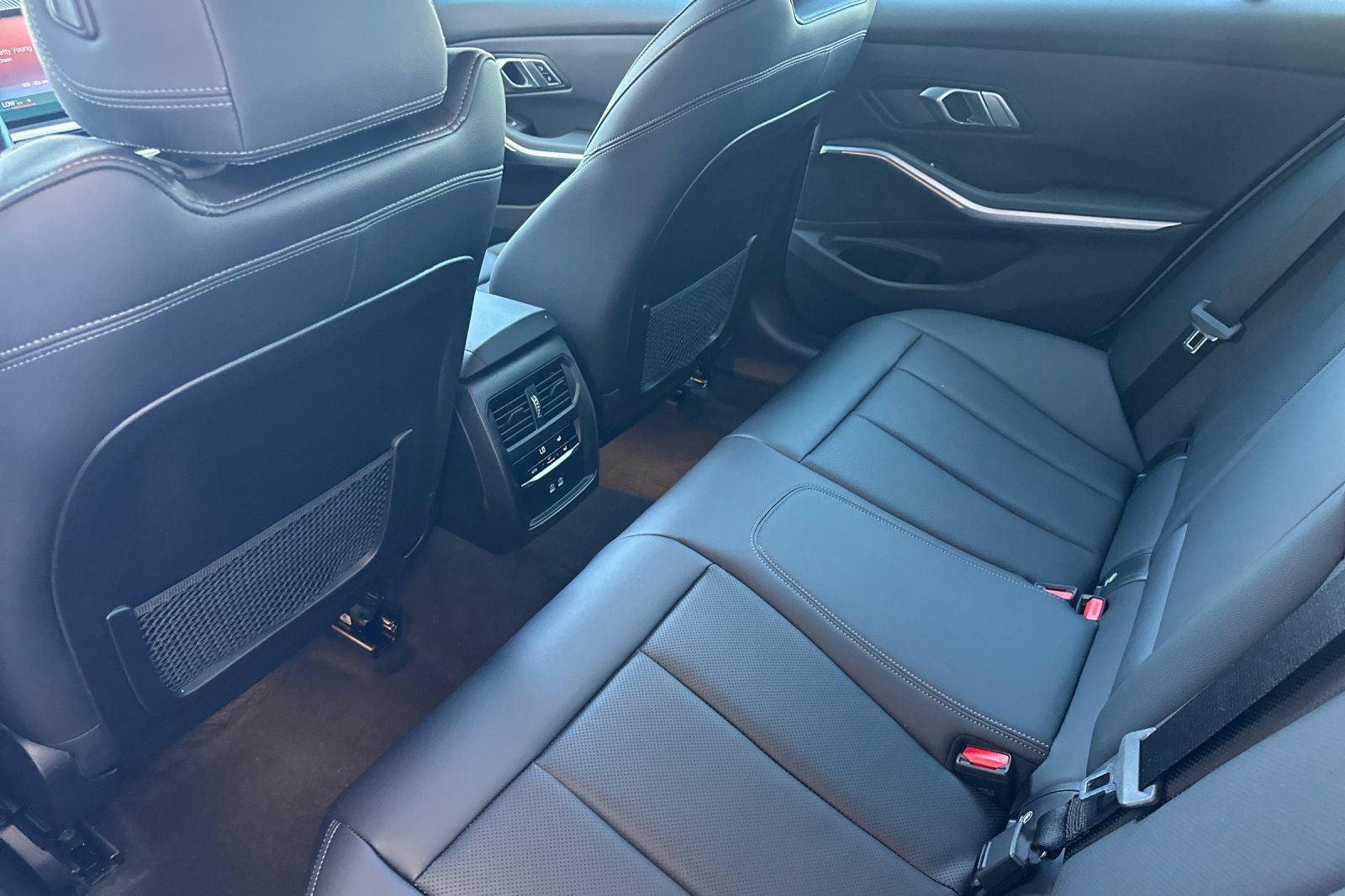 2023 BMW 3 Series 330i M Sport Package