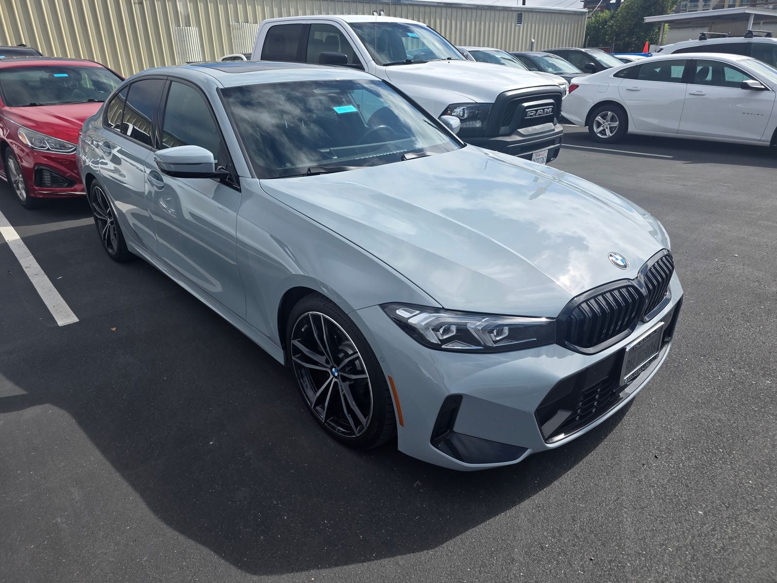 2023 BMW 3 Series 330i M Sport Package