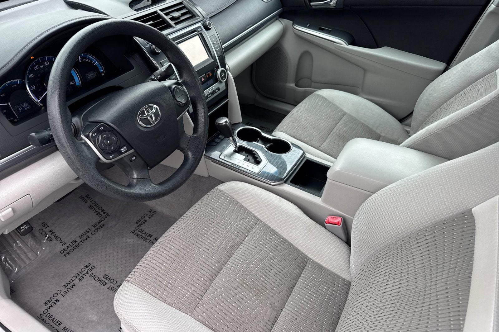 2014 Toyota Camry Hybrid LE