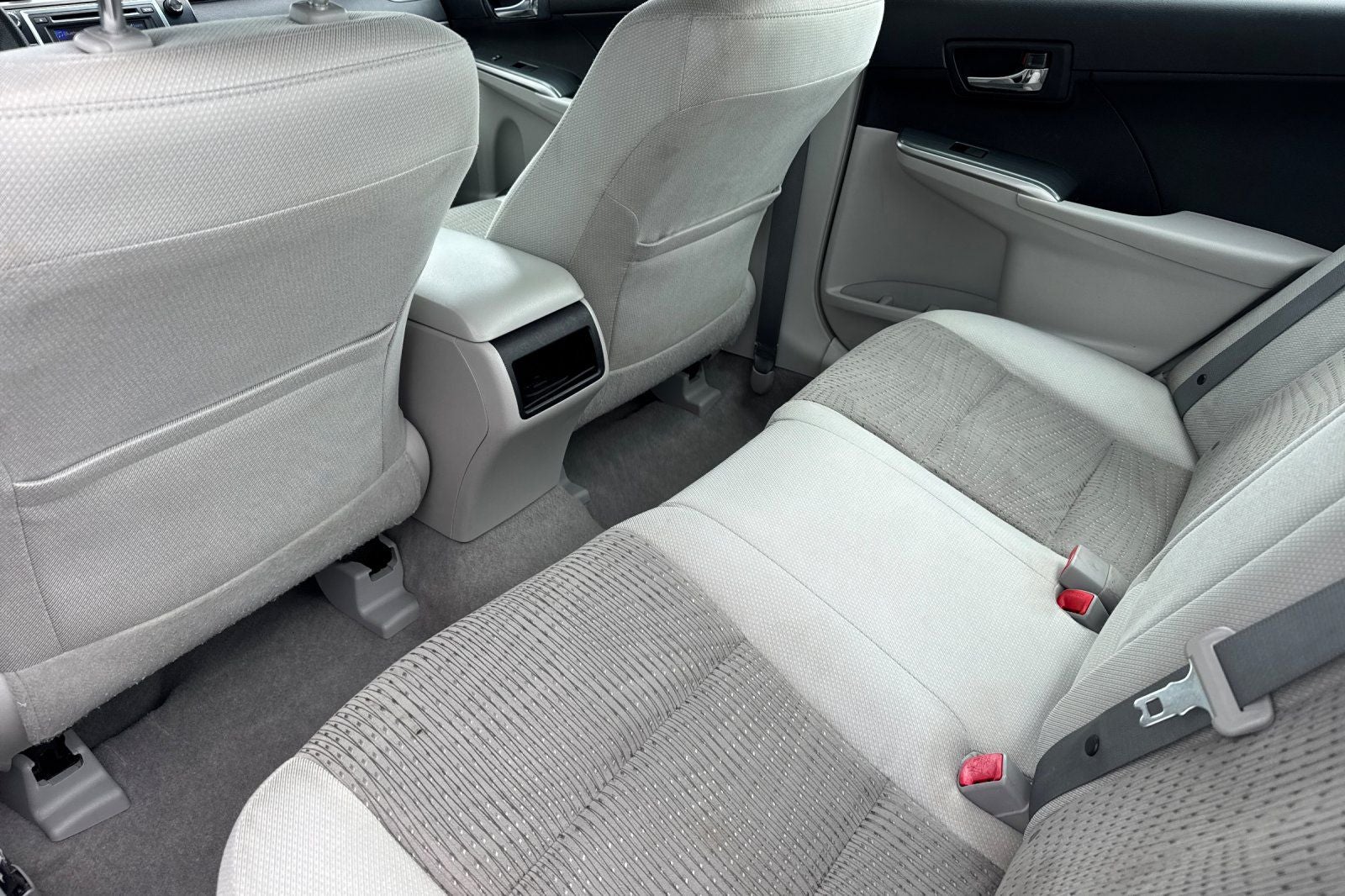 2014 Toyota Camry Hybrid LE