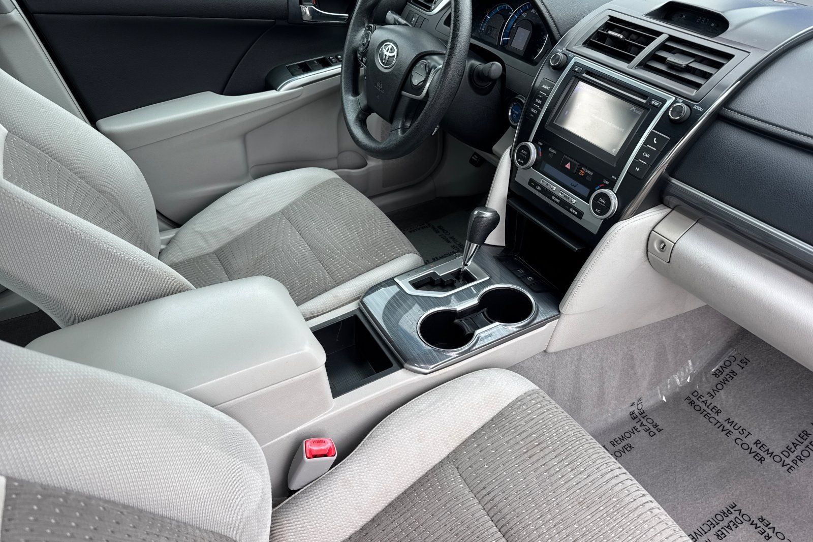 2014 Toyota Camry Hybrid LE