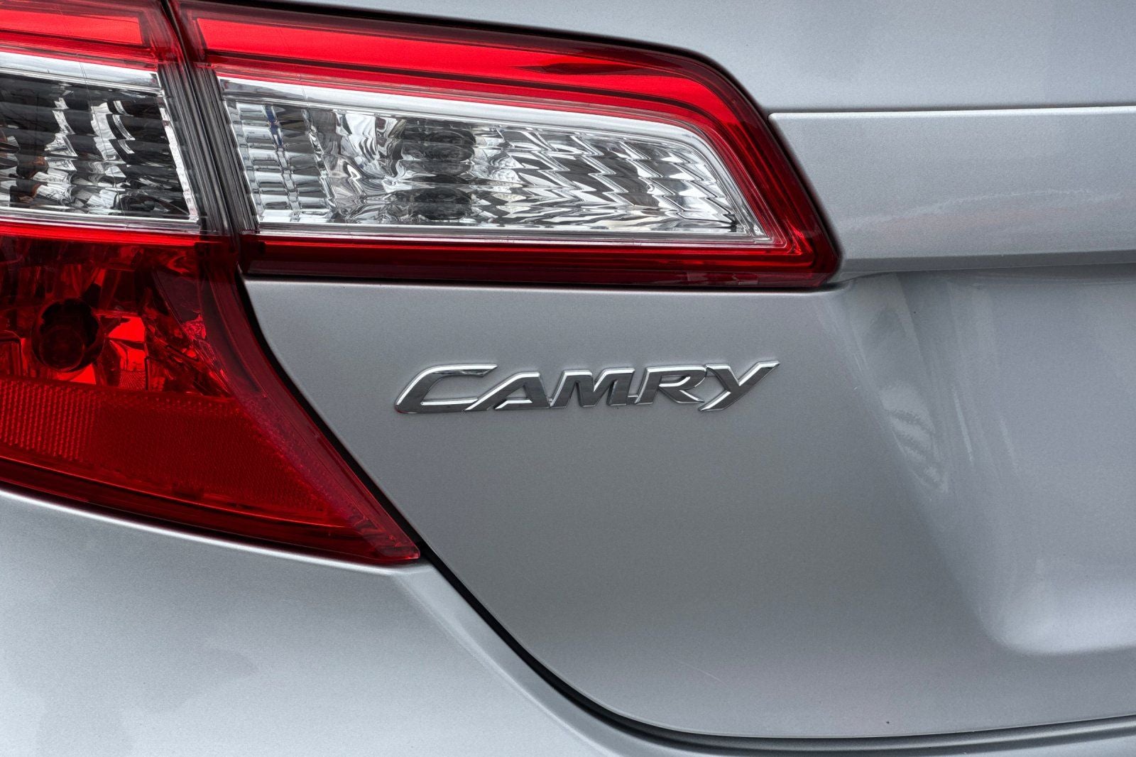 2014 Toyota Camry Hybrid LE