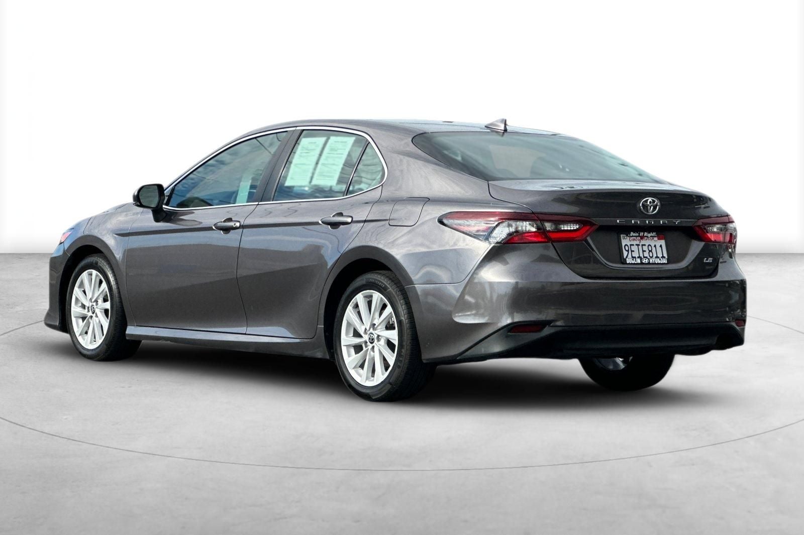 2022 Toyota Camry LE