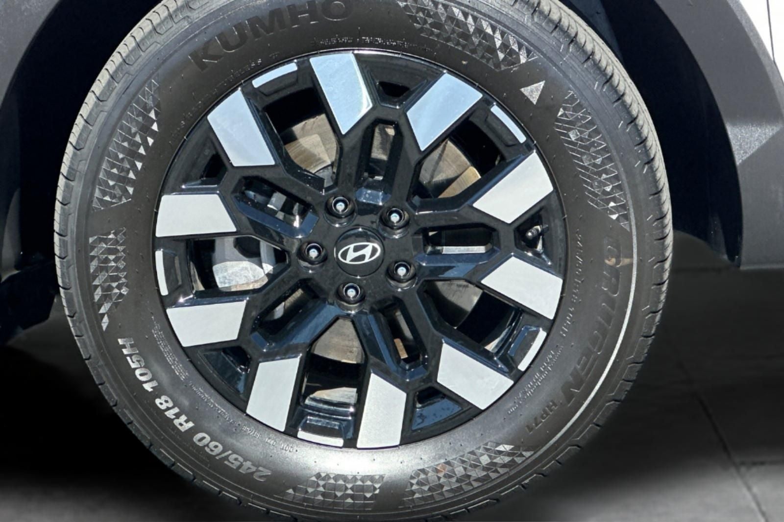 2025 Hyundai Santa Cruz SE