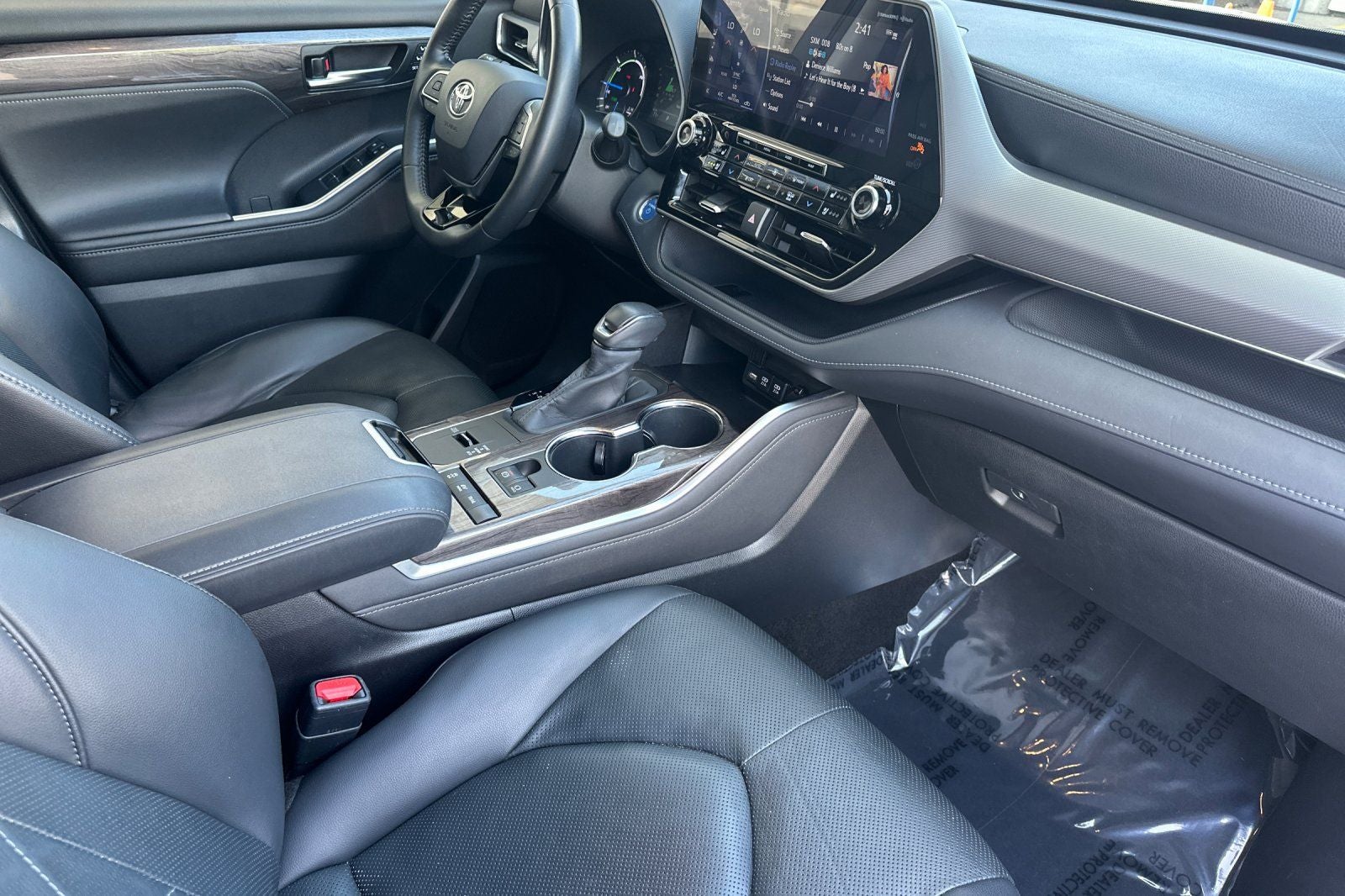 2020 Toyota Highlander Hybrid Platinum