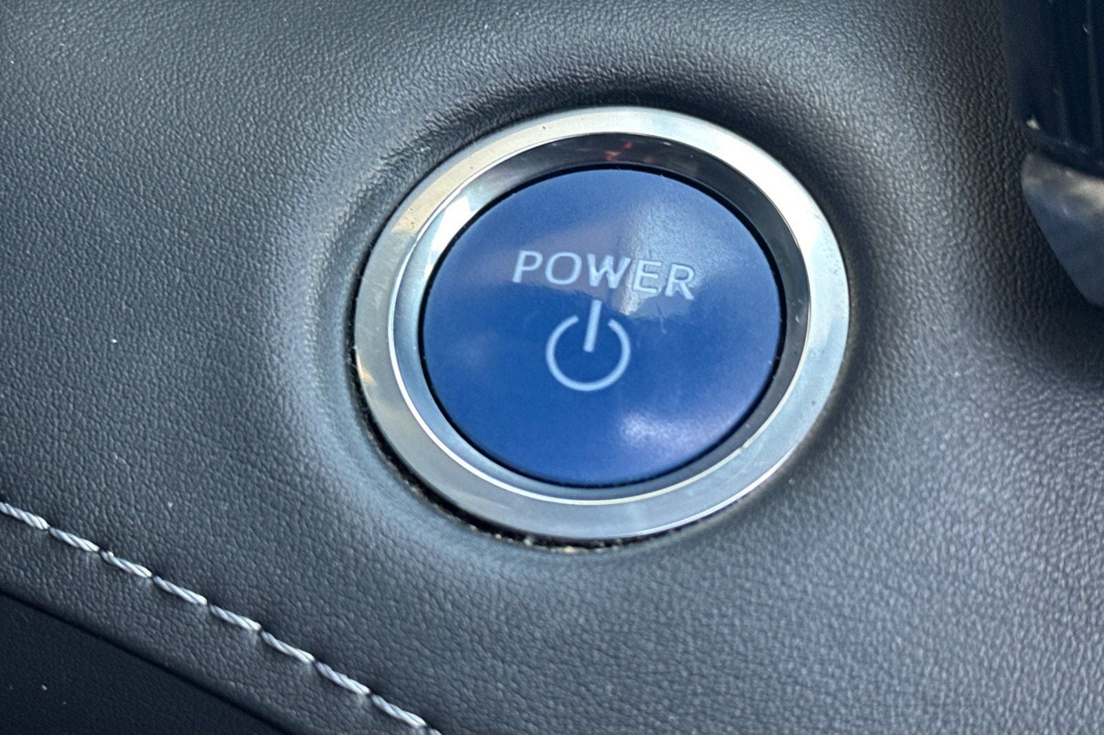 2020 Toyota Highlander Hybrid Platinum