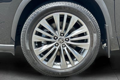 2020 Toyota Highlander Hybrid Platinum
