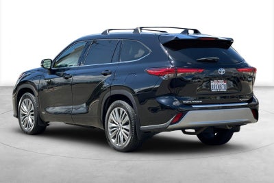 2020 Toyota Highlander Hybrid Platinum
