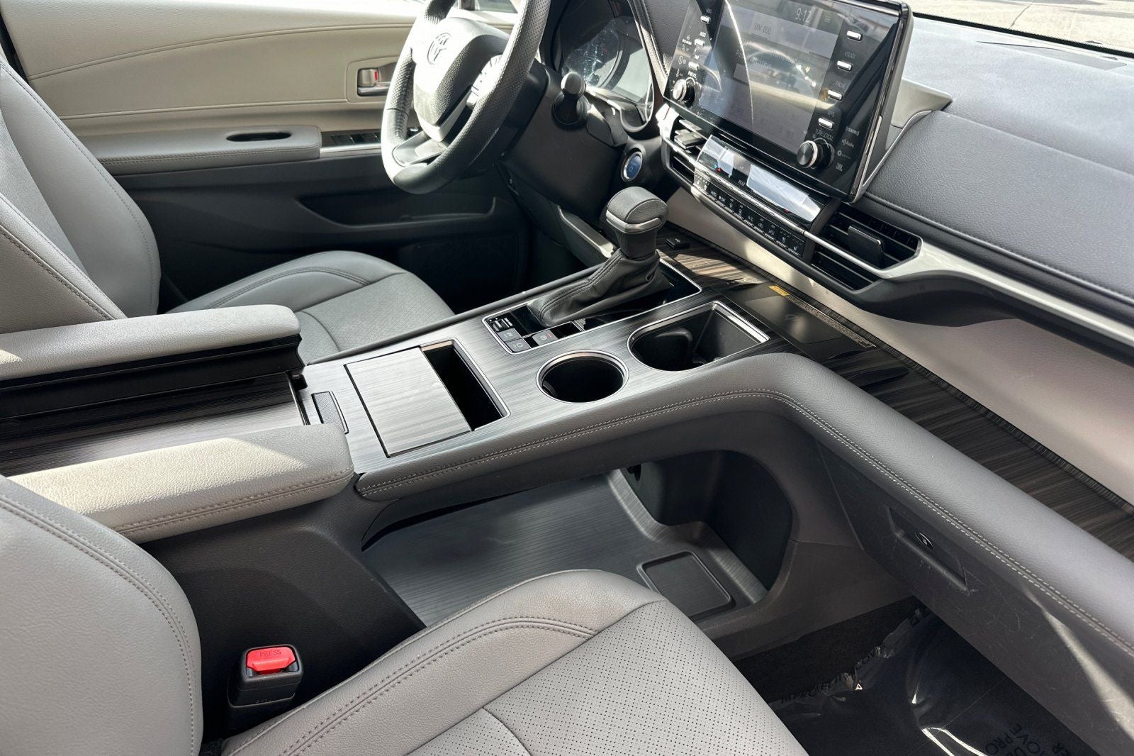 2024 Toyota Sienna Limited 7 Passenger