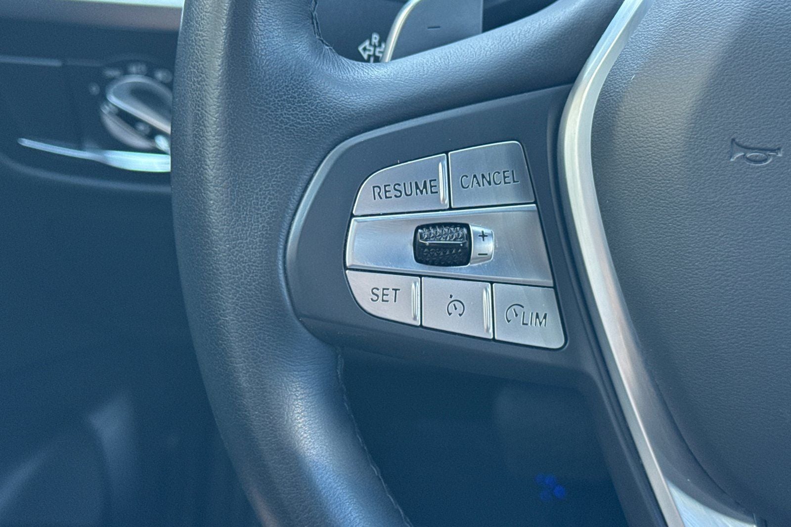 2024 BMW X4 xDrive30i Premium Package