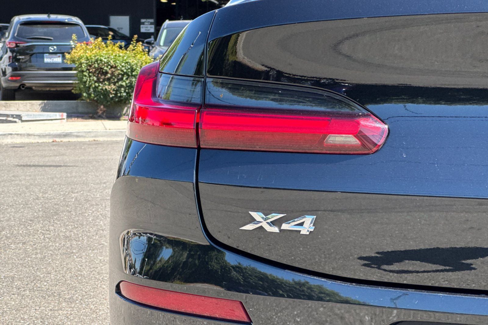 2024 BMW X4 xDrive30i Premium Package