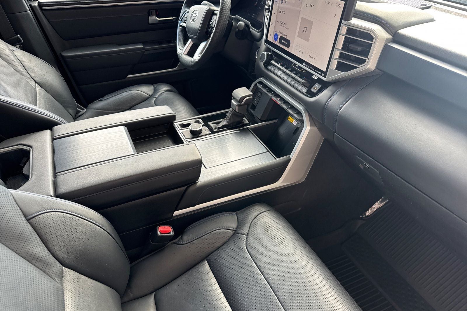 2024 Toyota Sequoia Platinum