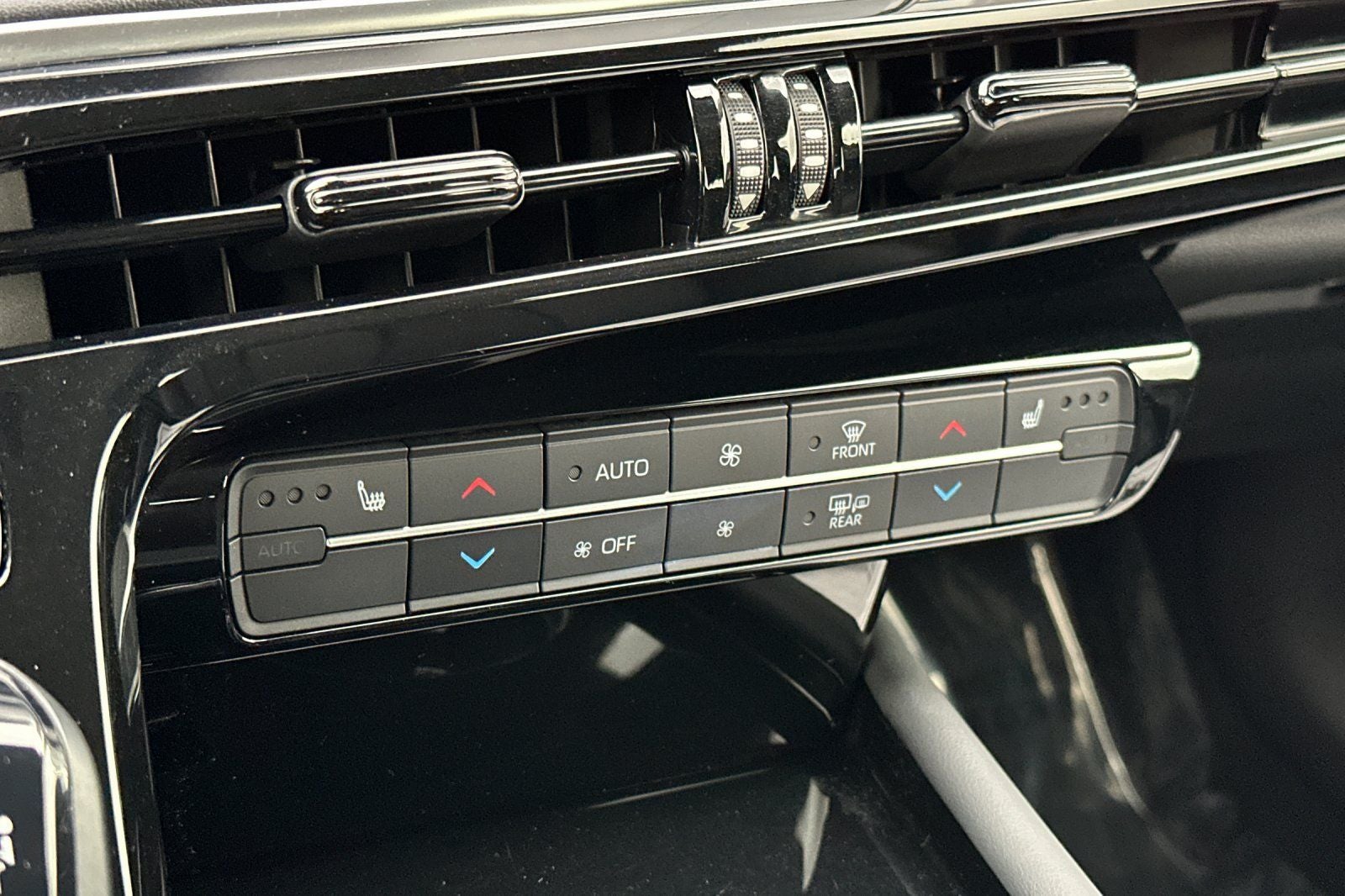 2022 Toyota Mirai XLE