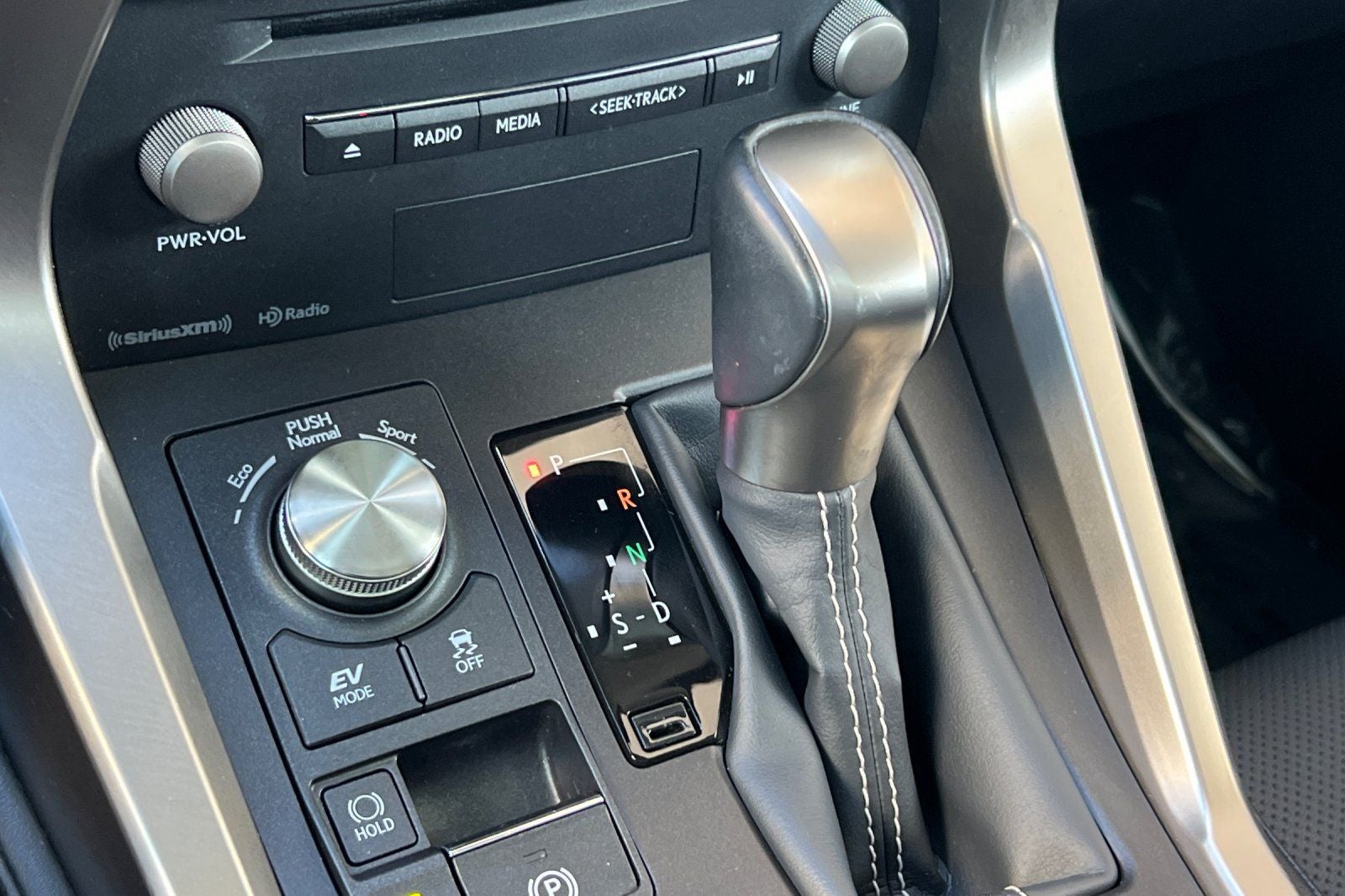 2020 Lexus NX 300h Premium Package