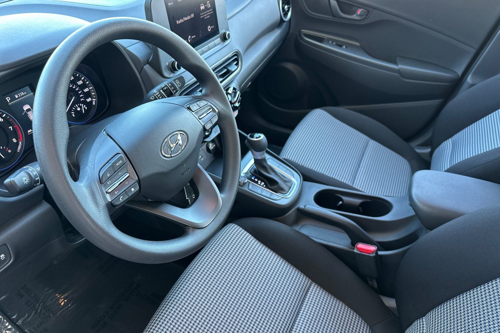 2023 Hyundai Kona SE