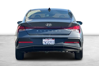 2026 Hyundai Elantra SE
