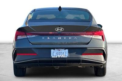 2026 Hyundai Elantra SE