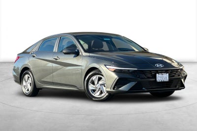 2026 Hyundai Elantra SE