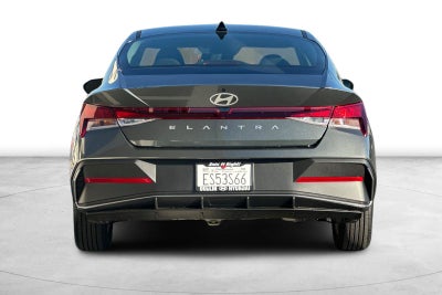 2026 Hyundai Elantra SE