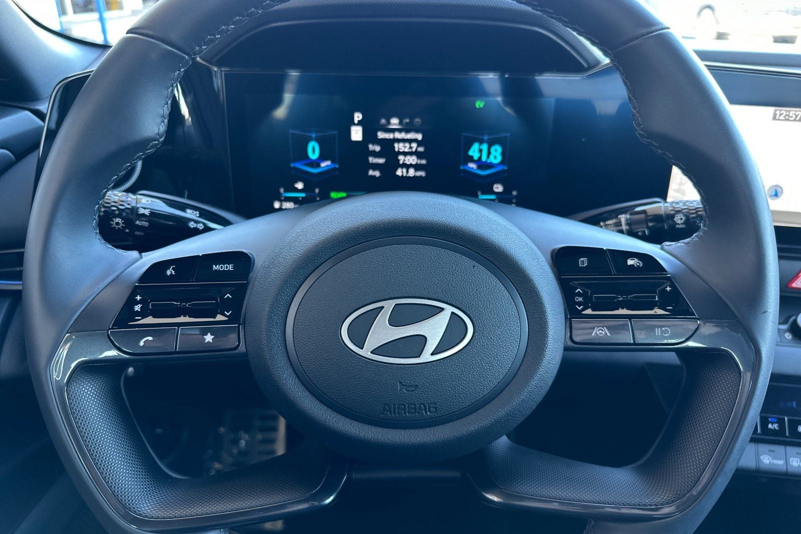 2025 Hyundai Elantra Hybrid SEL Sport