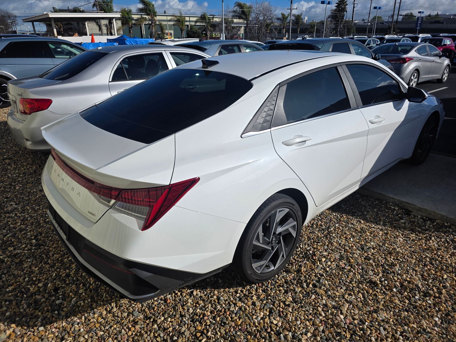 2024 Hyundai Elantra Hybrid Limited