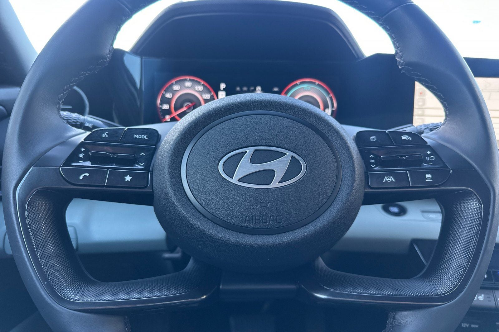 2024 Hyundai Elantra Hybrid Limited