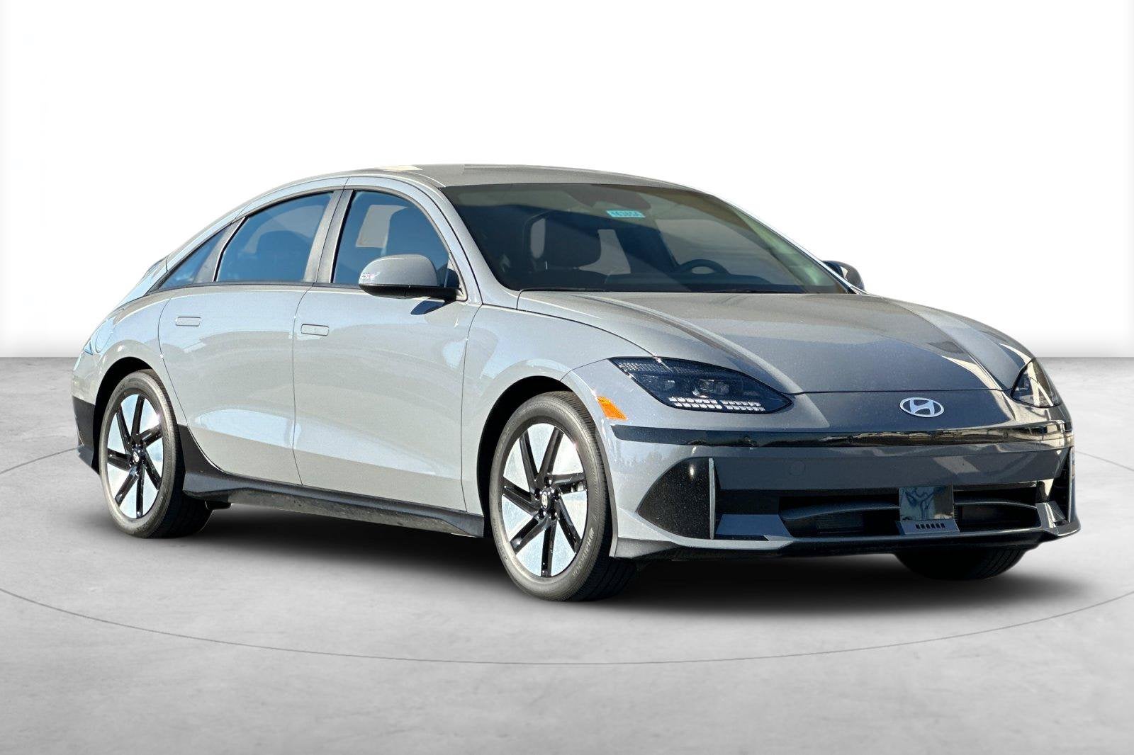 2025 Hyundai IONIQ 6 SE