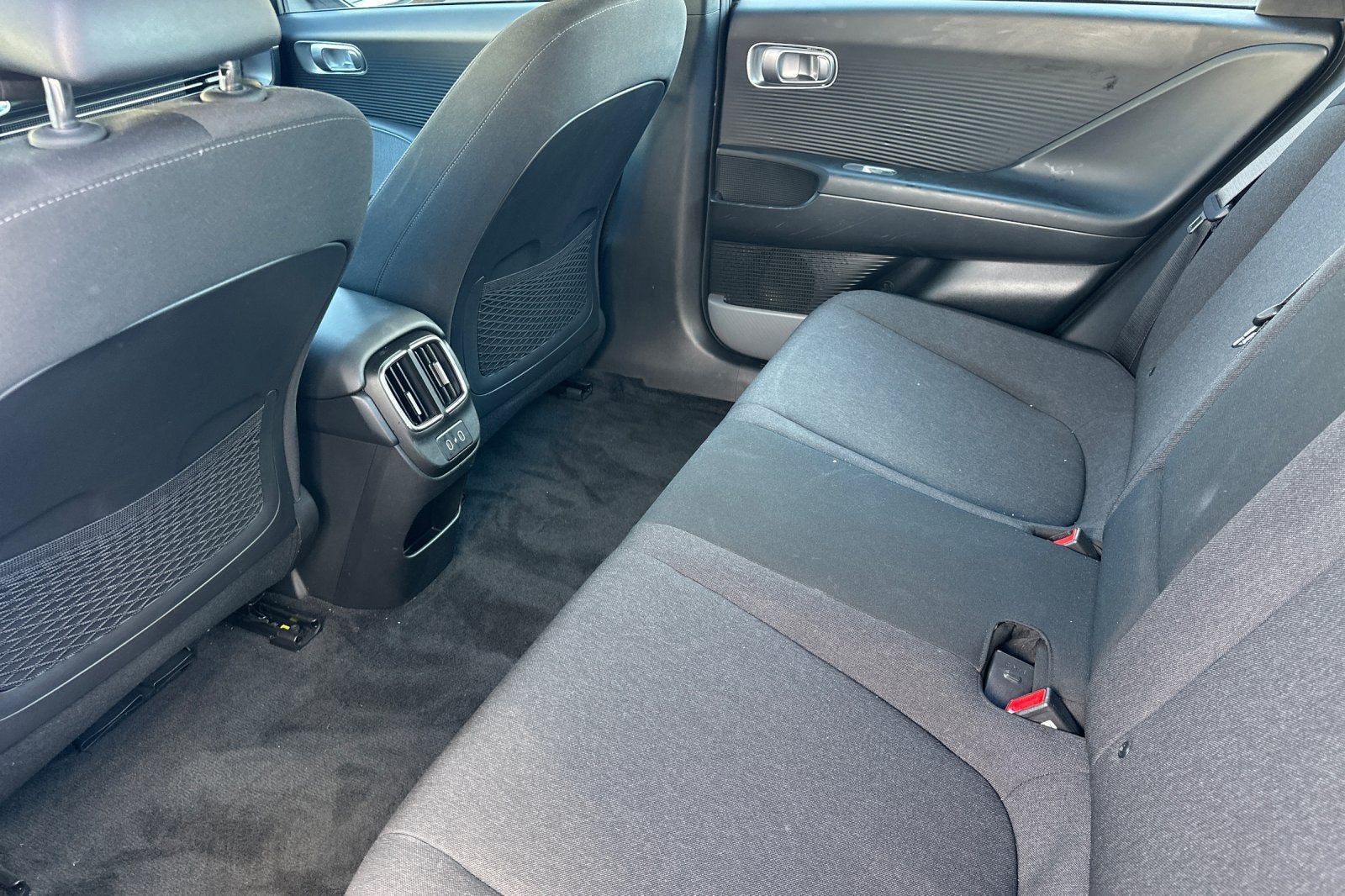2025 Hyundai IONIQ 6 SE