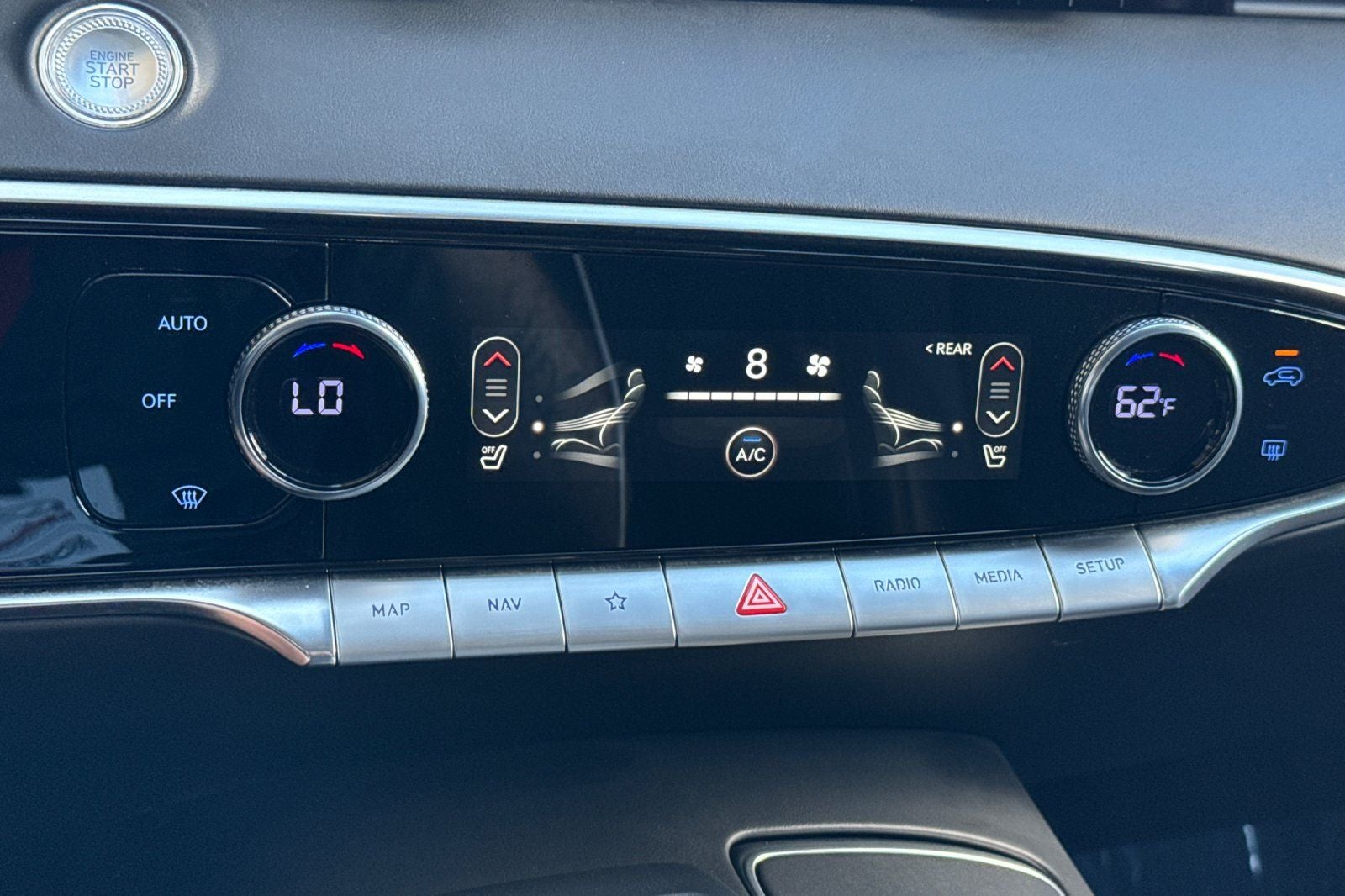 2025 Genesis GV70 2.5T