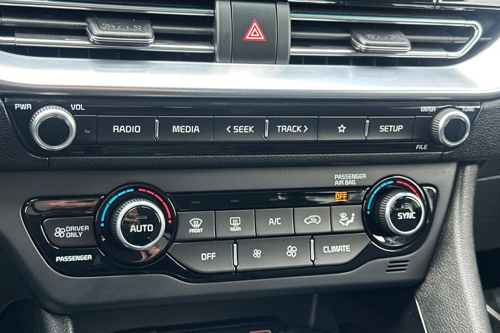 2020 Kia Niro Plug-In Hybrid EX