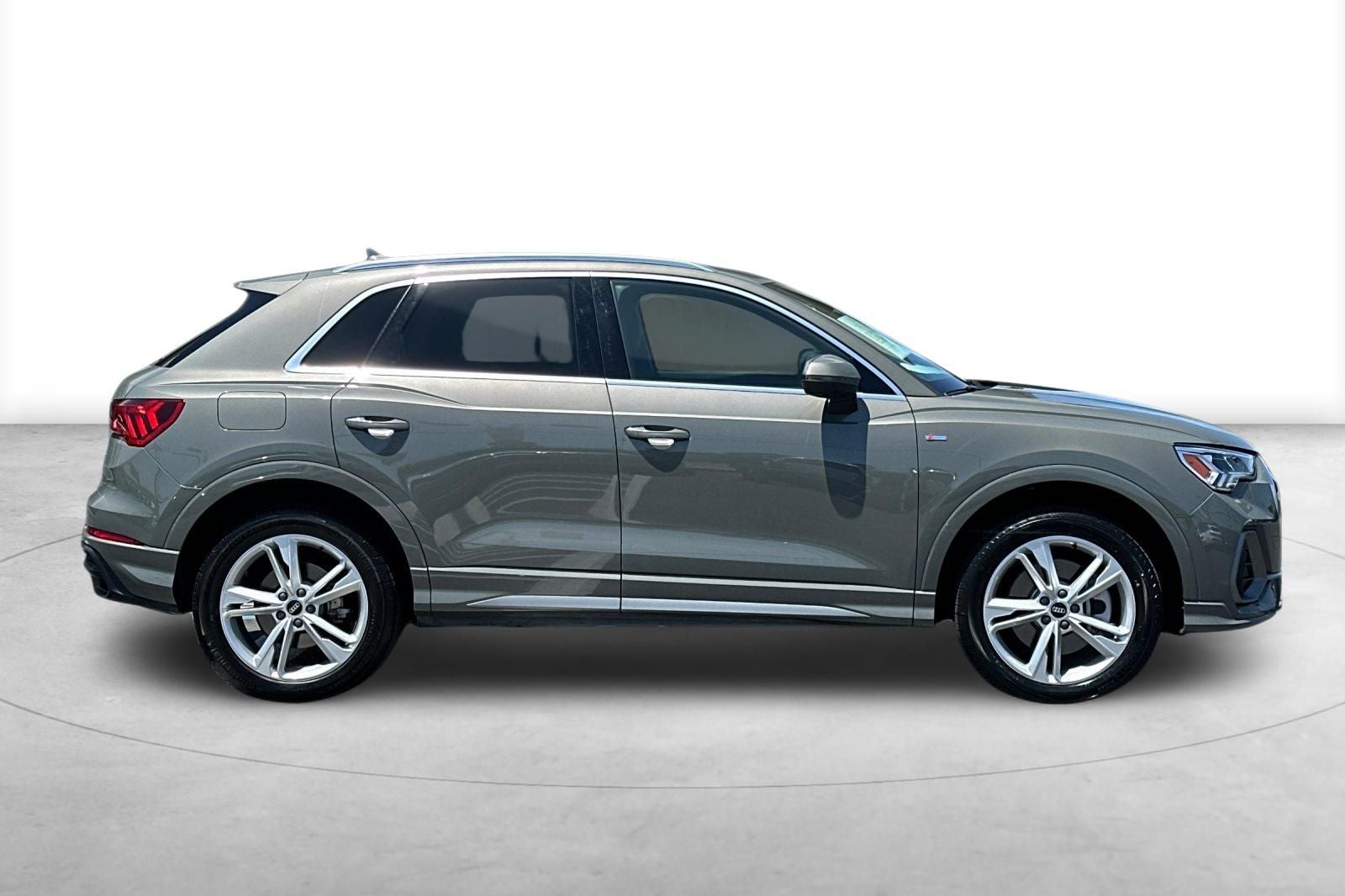 2022 Audi Q3 Premium Plus S Line quattro