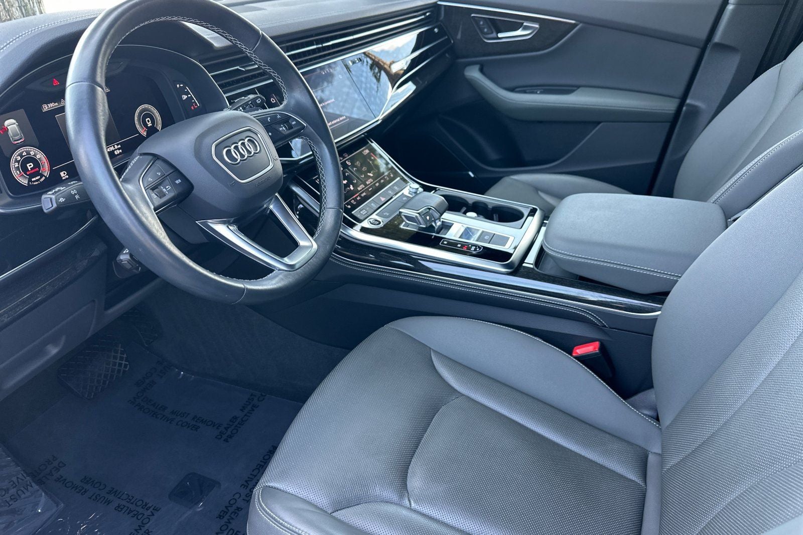 2023 Audi Q8 55 Premium Plus quattro