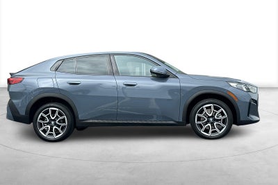 2025 BMW X2 xDrive28i