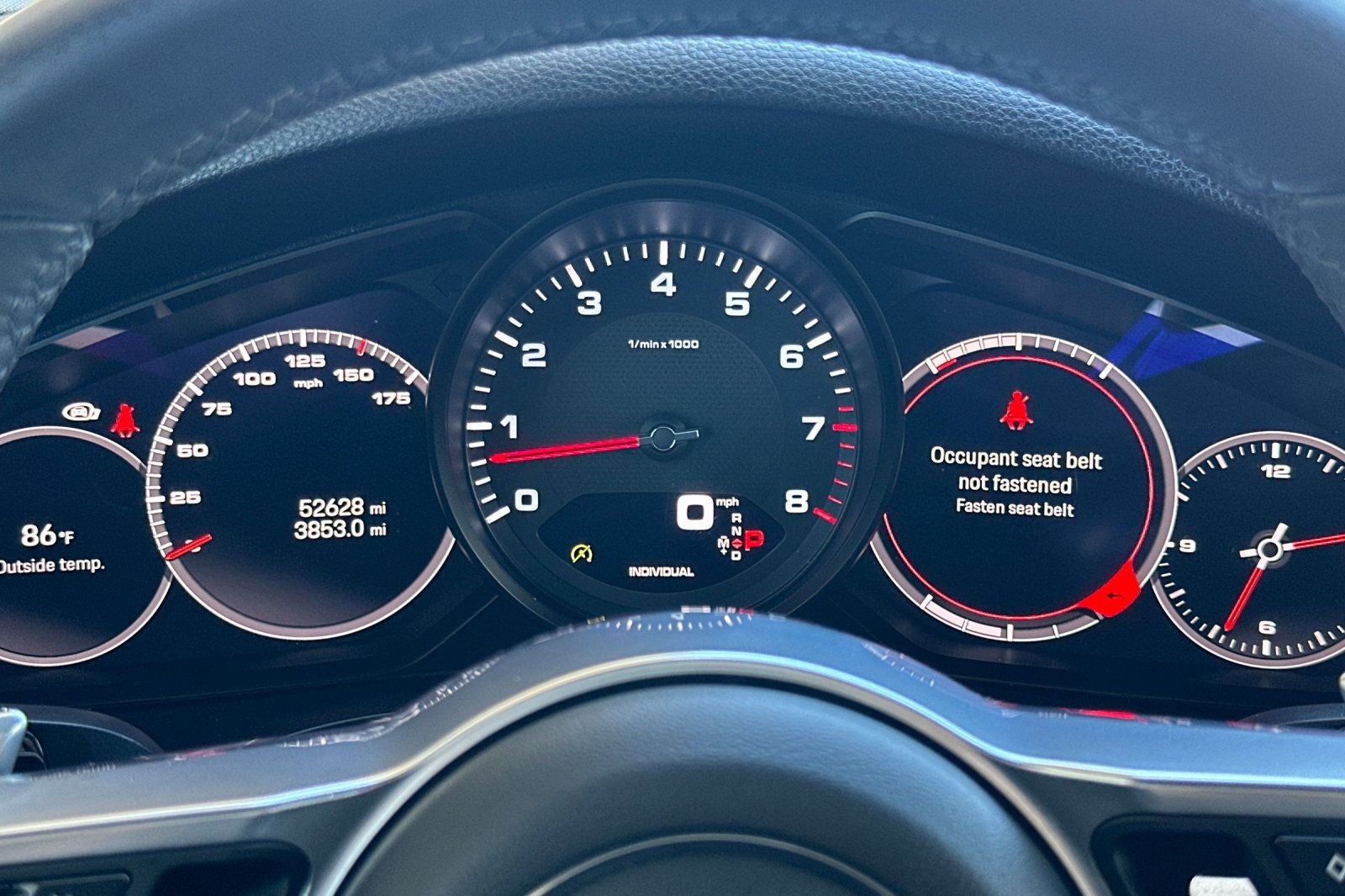 2023 Porsche Cayenne Platinum Edition