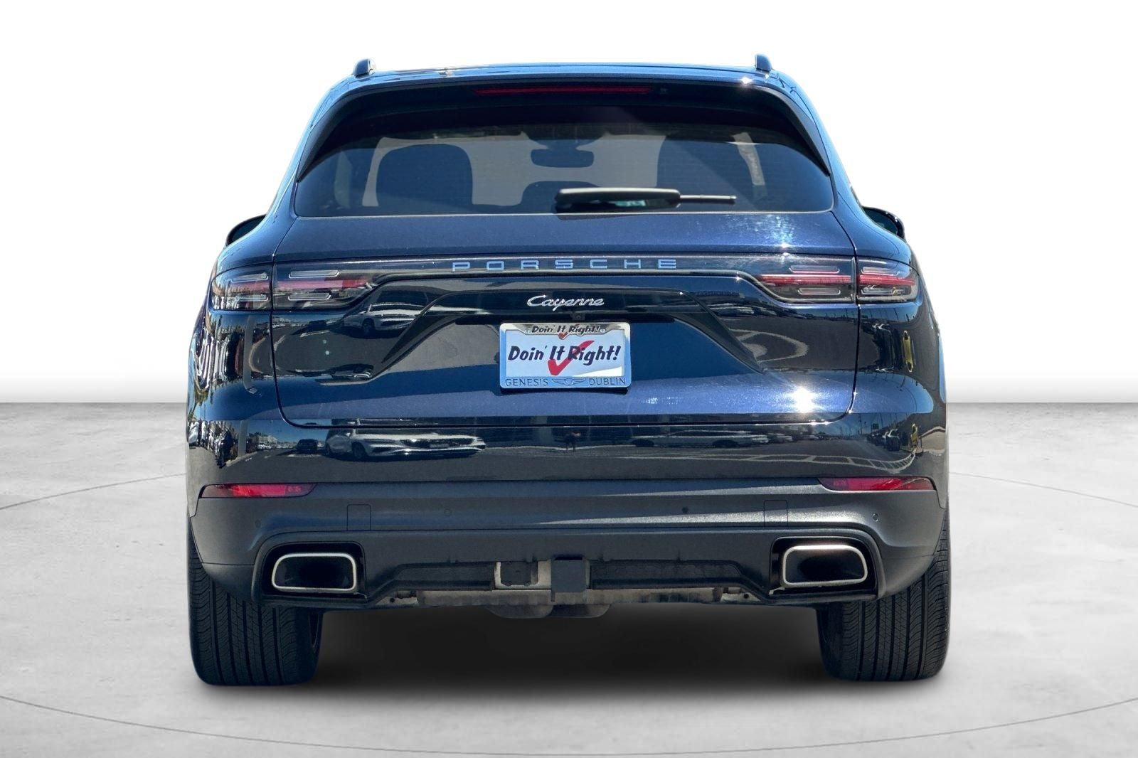 2023 Porsche Cayenne Platinum Edition
