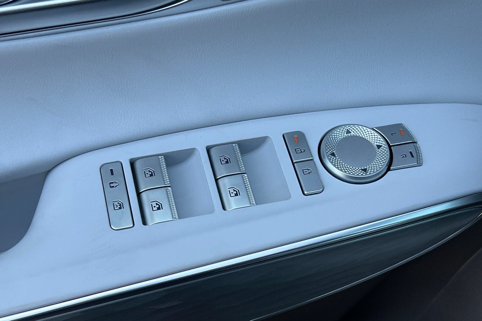 2026 Genesis Electrified GV70 STANDARD