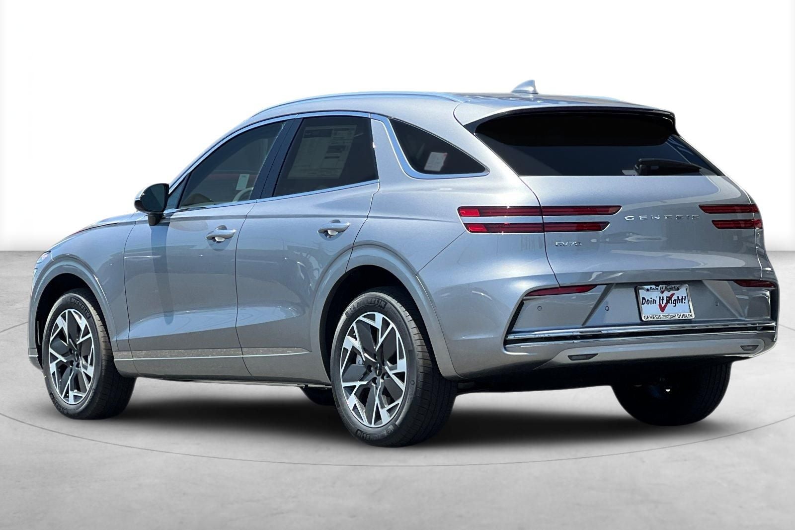 2026 Genesis Electrified GV70 STANDARD