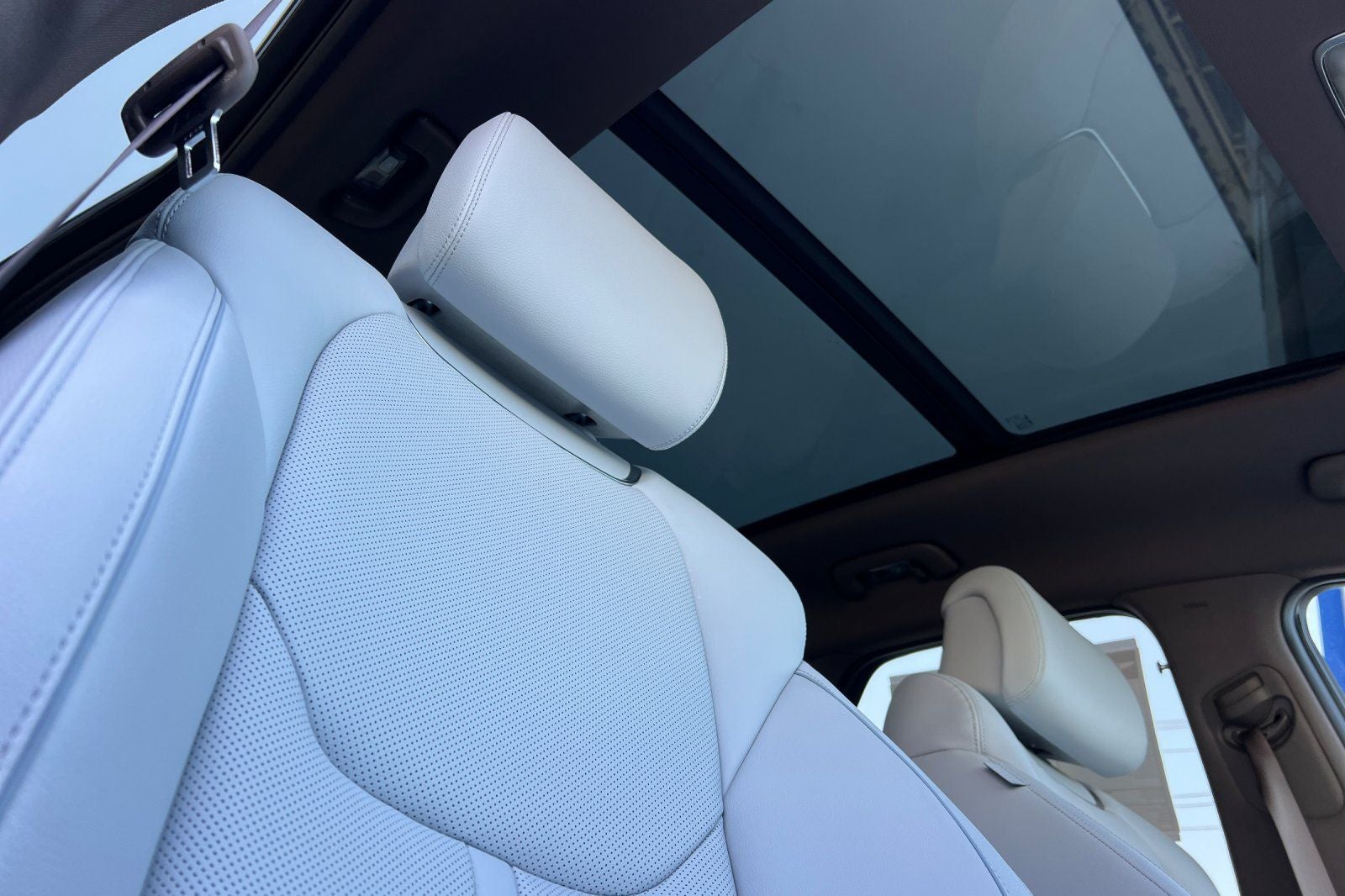 2026 Genesis Electrified GV70 STANDARD