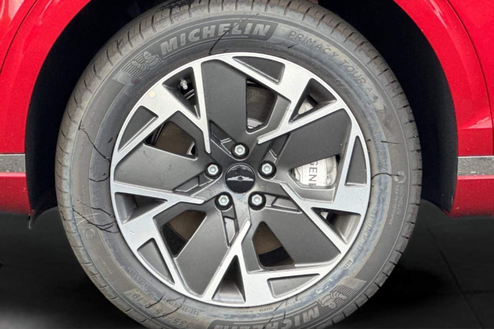 2026 Genesis Electrified GV70 STANDARD