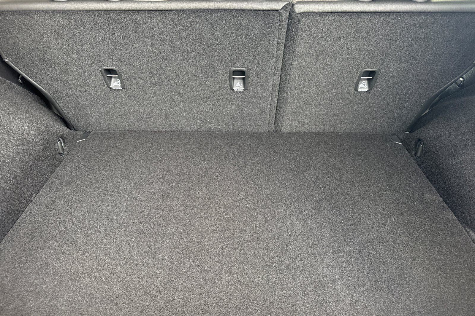 2026 Genesis Electrified GV70 STANDARD