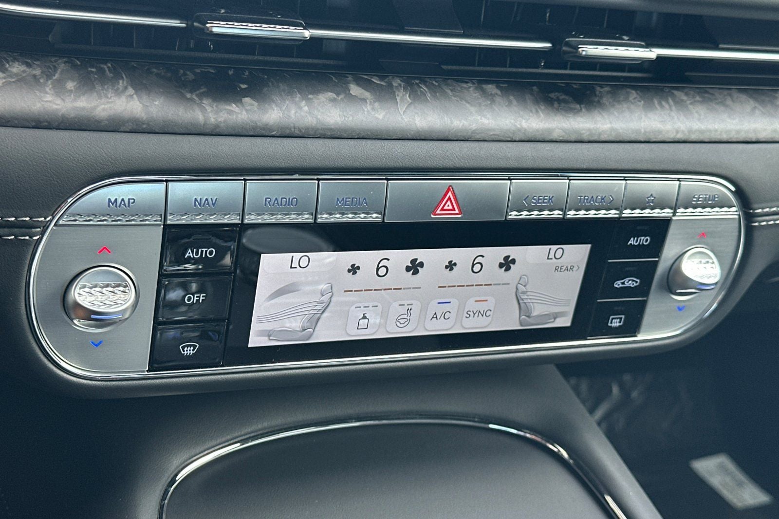 2026 Genesis G90 3.5T E-SC MHEV