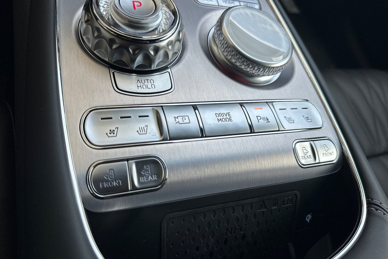 2026 Genesis G90 3.5T E-SC MHEV