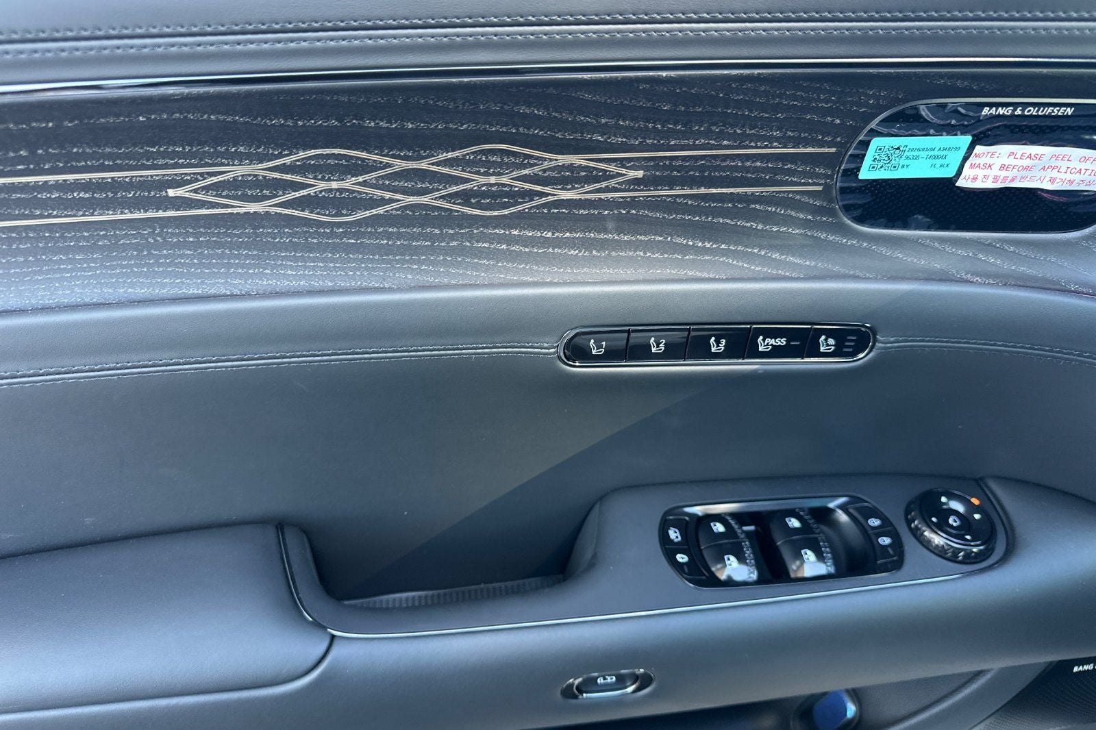 2026 Genesis G90 3.5T E-SC MHEV PRESTIGE BLACK