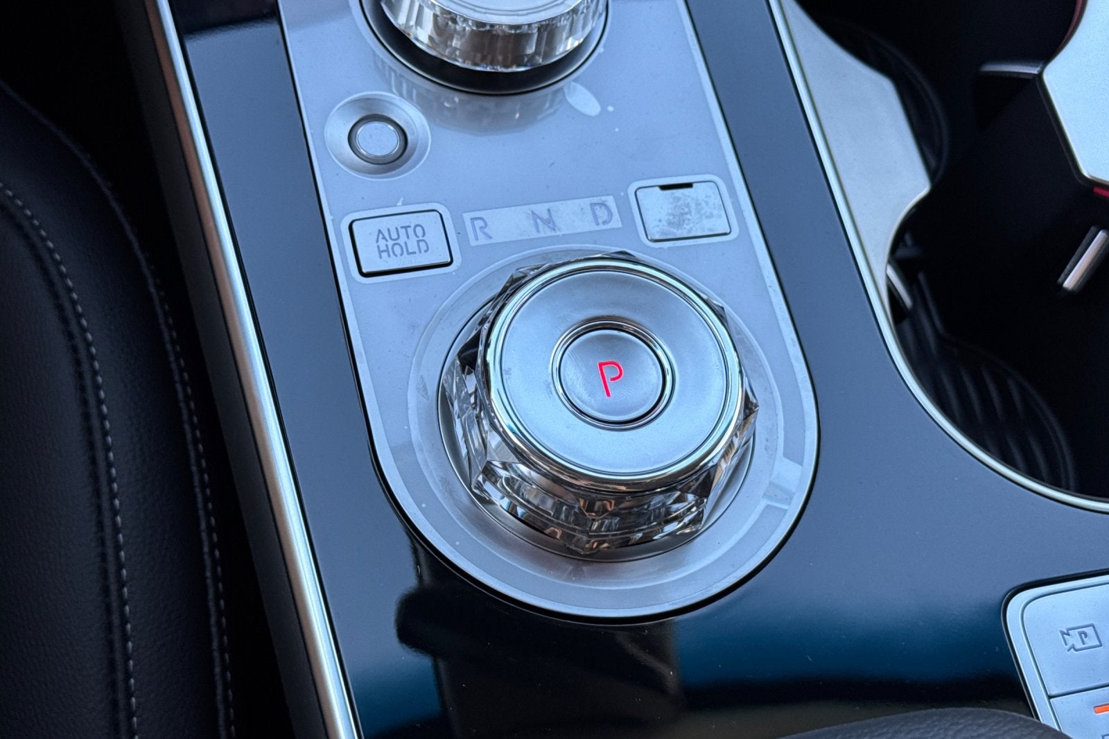 2027 Genesis GV80 2.5T