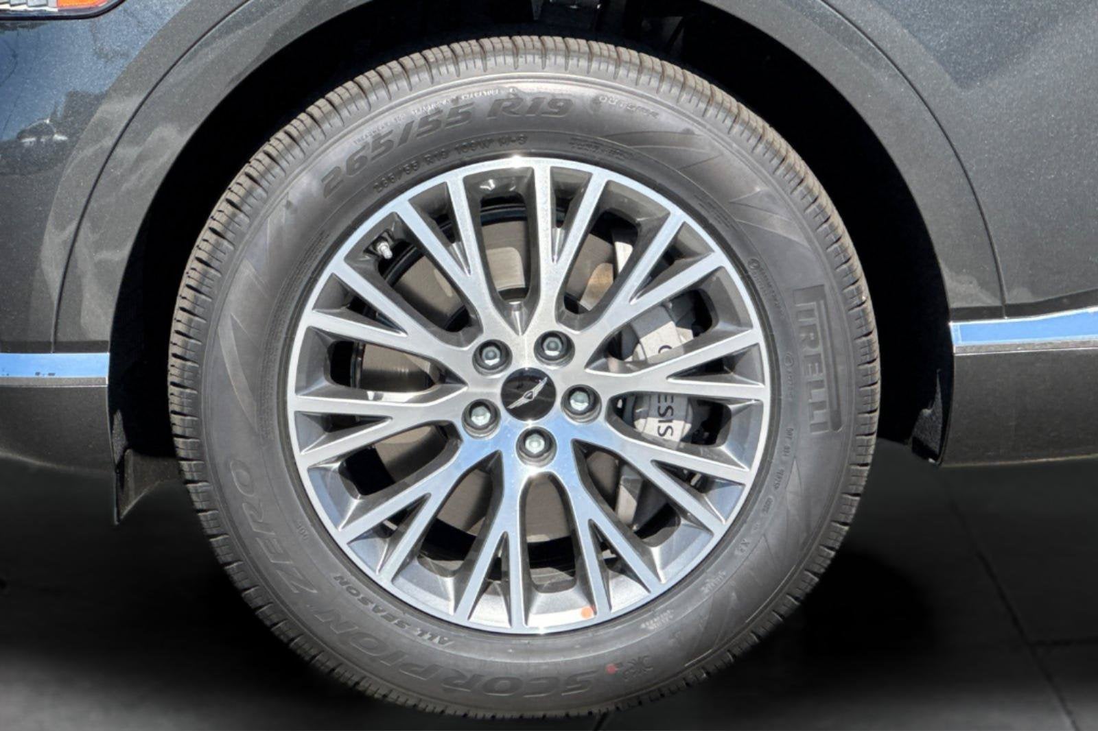 2027 Genesis GV80 2.5T