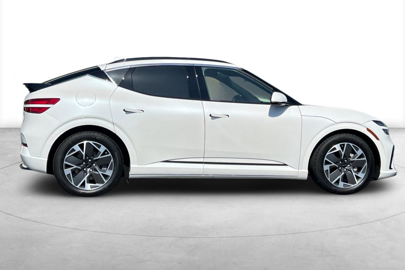 2026 Genesis GV60 STANDARD