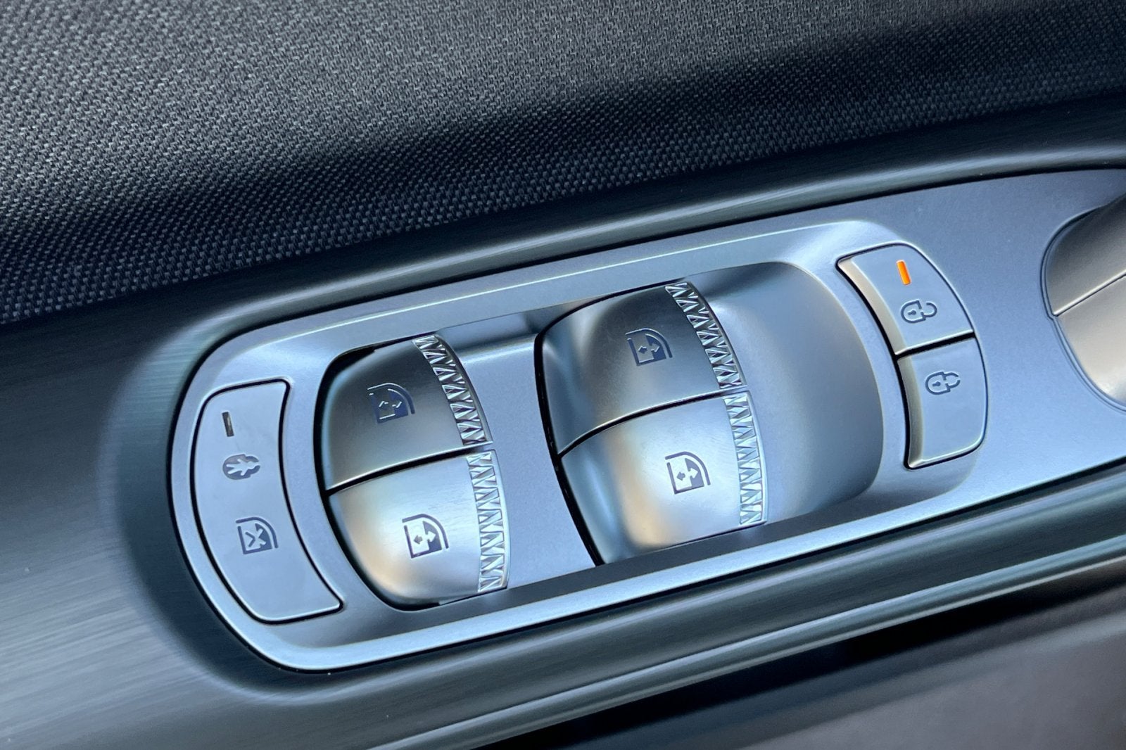 2026 Genesis GV60 STANDARD