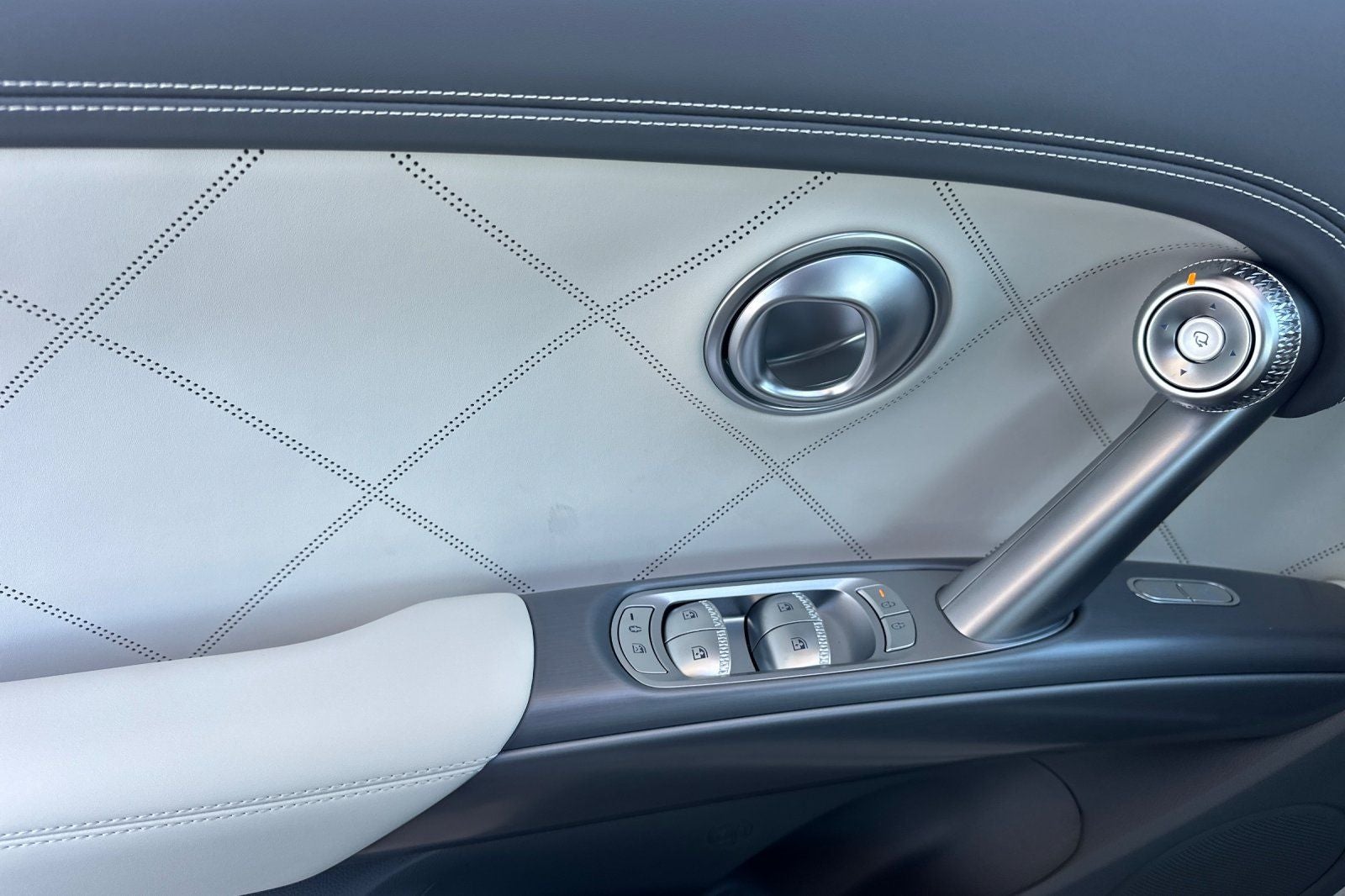 2026 Genesis GV60 ADVANCED