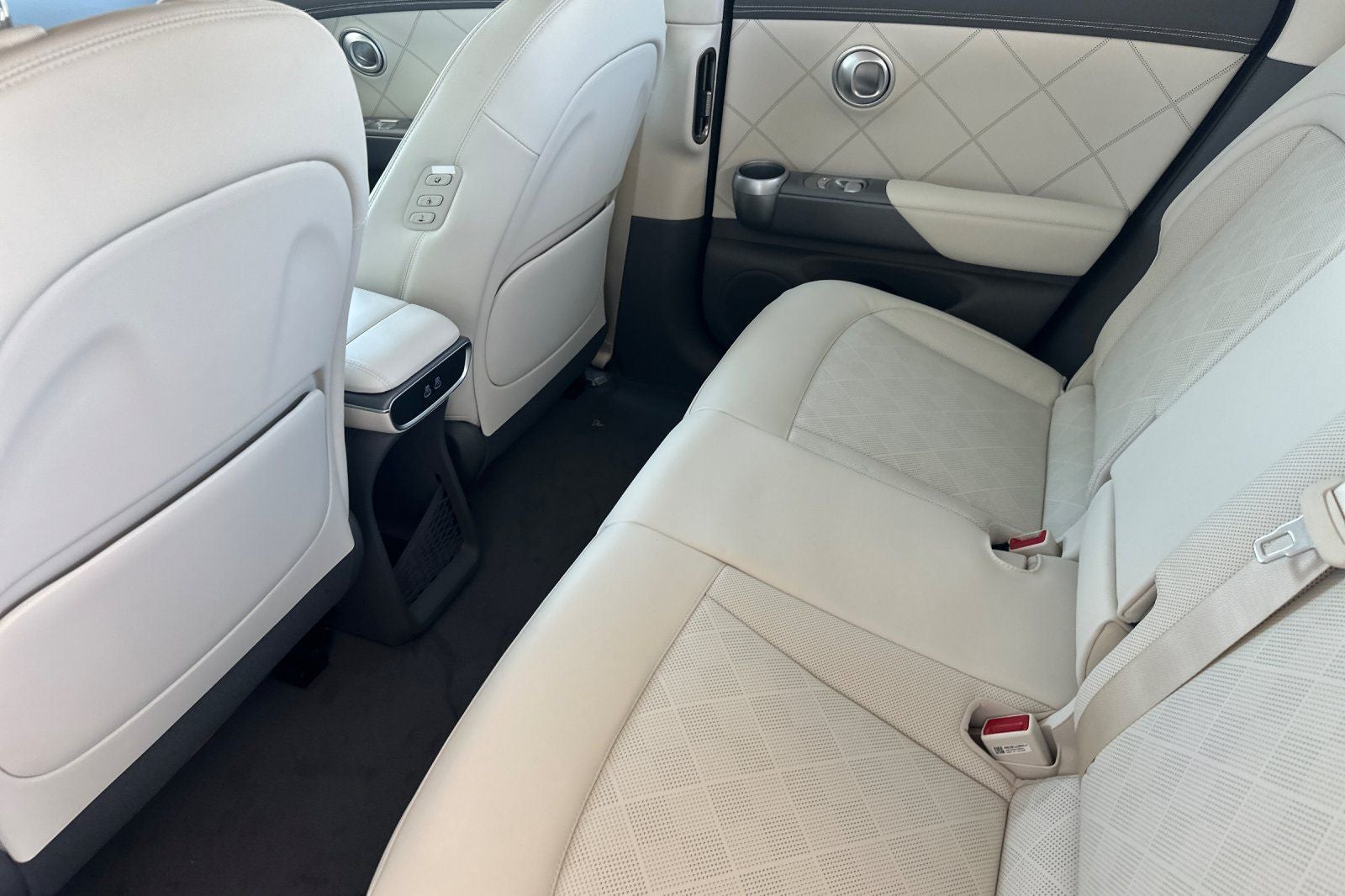 2026 Genesis GV60 ADVANCED