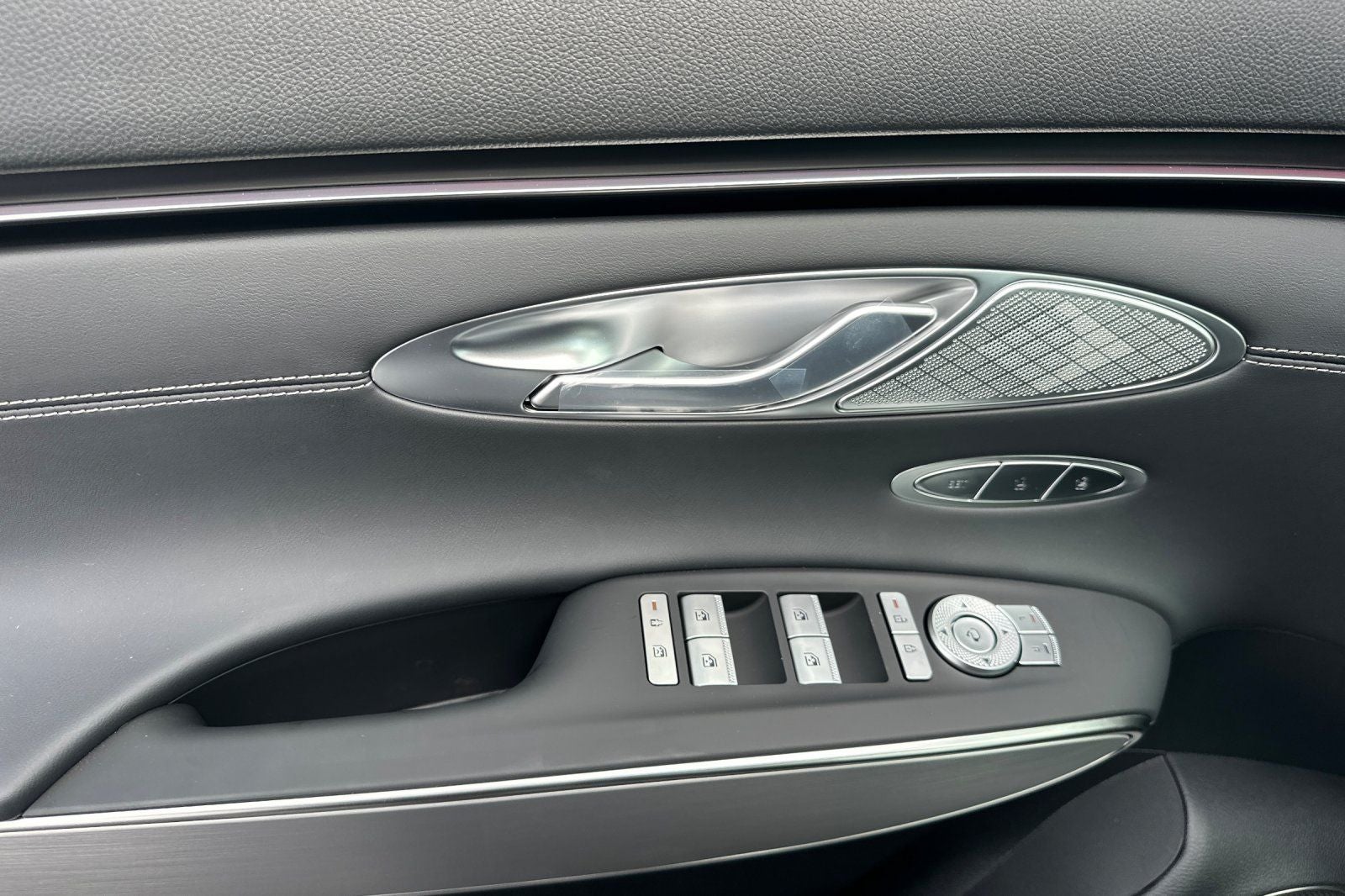 2027 Genesis GV70 2.5T SELECT